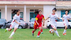 Sơn La thắng đậm TP.HCM